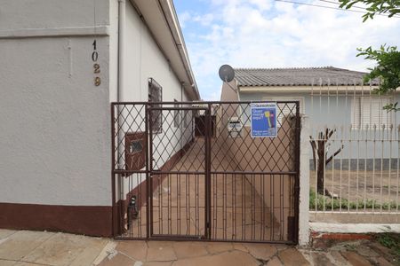 Casa à venda com 90m², 2 quartos e 1 vagaFachada e placa