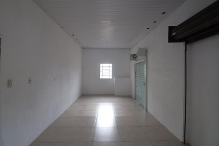 Casa à venda com 90m², 2 quartos e 1 vagaDepósito