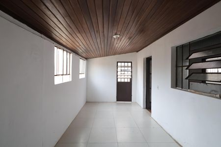 Casa à venda com 90m², 2 quartos e 1 vagaÁrea de Serviço