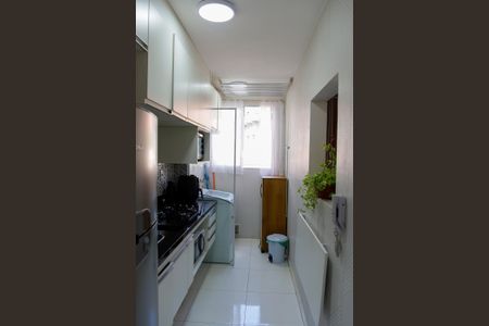 Apartamento à venda com 48m², 2 quartos e 1 vagaCozinha