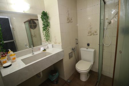 Casa à venda com 120m², 3 quartos e sem vagaBanheiro da Suíte