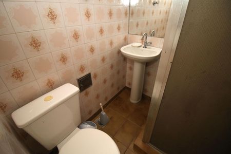 Casa à venda com 120m², 3 quartos e sem vagaBanheiro de serviço