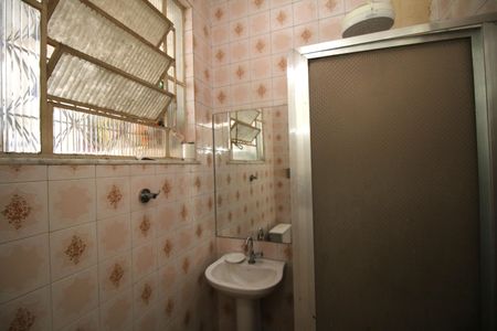 Casa à venda com 120m², 3 quartos e sem vagaBanheiro de serviço