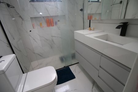 Casa à venda com 120m², 3 quartos e sem vagaBanheiro Social