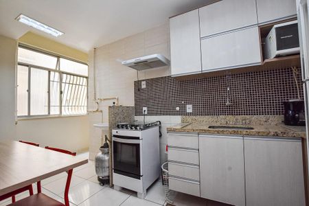 Apartamento à venda com 80m², 2 quartos e sem vagaCozinha