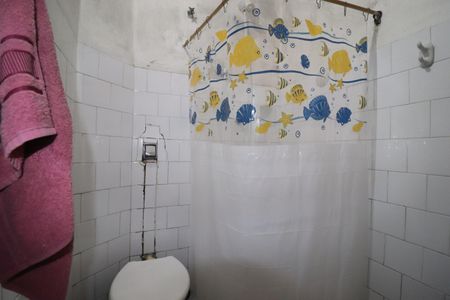 Casa à venda com 148m², 3 quartos e 2 vagasBanheiro 2