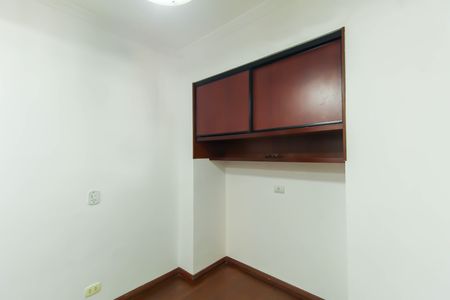Apartamento à venda com 128m², 4 quartos e 4 vagas Apartamento à venda com 128m², 4 quartos e 4 vagasQuarto 4