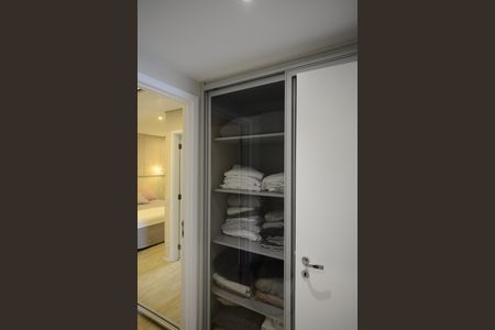 Apartamento para alugar com 85m², 2 quartos e 2 vagasCorredor