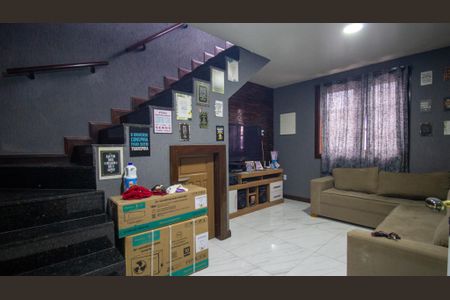 Casa para alugar com 250m², 2 quartos e 1 vaga Casa para alugar com 250m², 2 quartos e 1 vagaSala