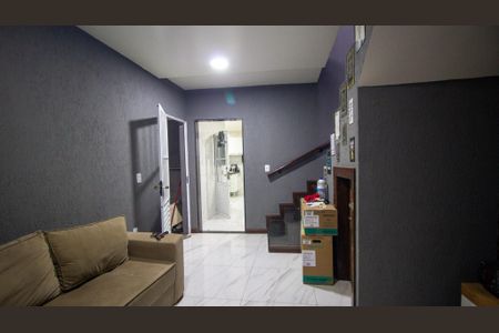 Casa para alugar com 250m², 2 quartos e 1 vaga Casa para alugar com 250m², 2 quartos e 1 vagaSala