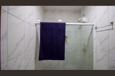 Casa para alugar com 250m², 2 quartos e 1 vaga Casa para alugar com 250m², 2 quartos e 1 vagaBanheiro Social