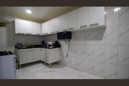 Casa para alugar com 250m², 2 quartos e 1 vaga Casa para alugar com 250m², 2 quartos e 1 vagaCozinha
