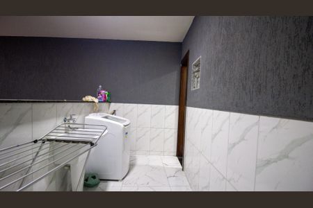 Casa para alugar com 250m², 2 quartos e 1 vaga Casa para alugar com 250m², 2 quartos e 1 vagaÁrea de Serviço