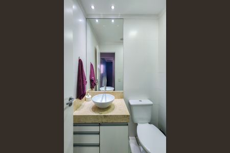 Apartamento à venda com 56m², 2 quartos e 1 vagaBanheiro Social