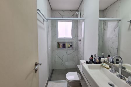 Casa à venda com 222m², 3 quartos e 3 vagasBanheiro da Suíte