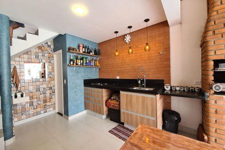 Casa à venda com 222m², 3 quartos e 3 vagasChurrasqueira