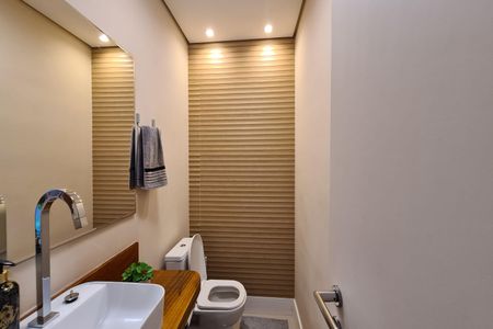 Casa à venda com 222m², 3 quartos e 3 vagasLavabo