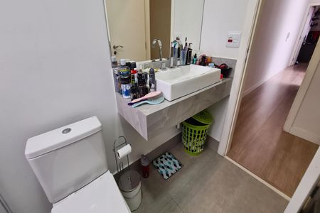 Casa à venda com 222m², 3 quartos e 3 vagasBanheiro da Suíte