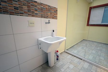 Apartamento à venda com 70m², 2 quartos e 1 vagaÁrea de Serviço