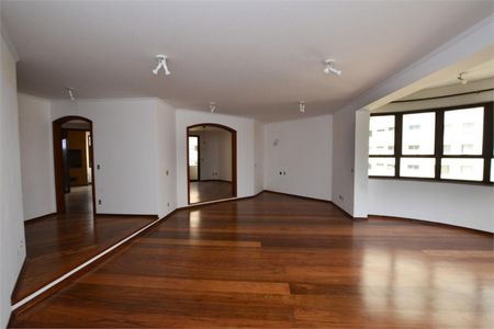 Apartamento à venda com 280m², 4 quartos e 4 vagasFoto 05