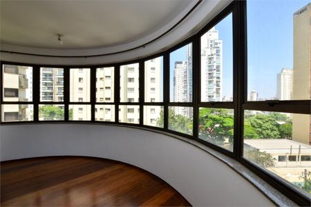 Apartamento à venda com 280m², 4 quartos e 4 vagasFoto 01