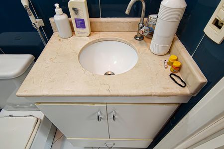 Casa à venda com 298m², 3 quartos e 3 vagasBanheiro da Suíte 1