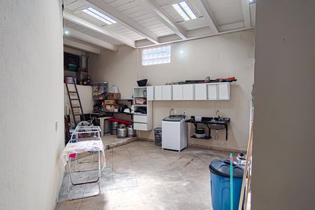 Casa à venda com 298m², 3 quartos e 3 vagasÁrea de Serviço