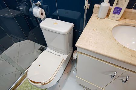 Casa à venda com 298m², 3 quartos e 3 vagasBanheiro da Suíte 1