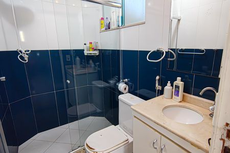 Casa à venda com 298m², 3 quartos e 3 vagasBanheiro da Suíte 1