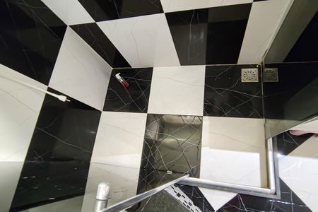 Casa à venda com 298m², 3 quartos e 3 vagasBanheiro da Suíte 2