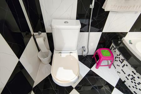 Casa à venda com 298m², 3 quartos e 3 vagasBanheiro da Suíte 2