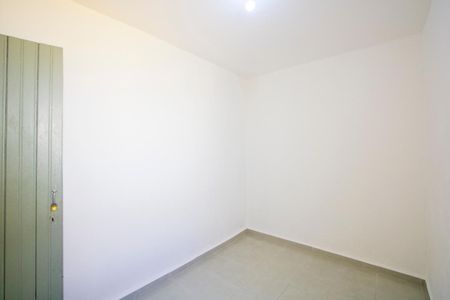 Quarto 2 de casa para alugar com 2 quartos, 55m² em Vila Valparaíso, Santo André