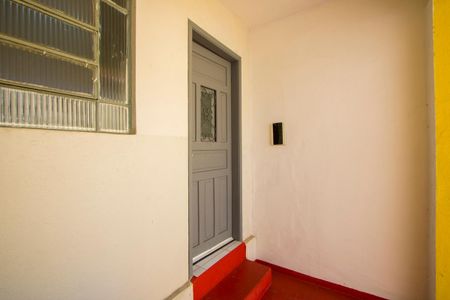 Casa para alugar com 55m², 2 quartos e 1 vagaÁrea de serviço
