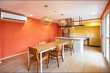 Apartamento para alugar com 45m², 2 quartos e sem vaga Apartamento para alugar com 45m², 2 quartos e sem vagaÁrea comum - Salão de Festas