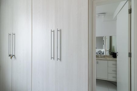 Apartamento para alugar com 57m², 2 quartos e 1 vaga Apartamento para alugar com 57m², 2 quartos e 1 vagaSuíte 2
