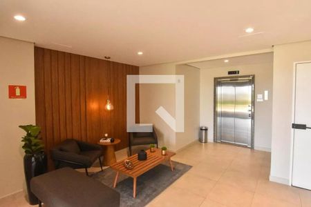 Apartamento à venda com 55m², 2 quartos e 1 vaga Apartamento à venda com 55m², 2 quartos e 1 vagaHall de Entrada