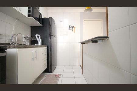 Apartamento à venda com 55m², 2 quartos e 1 vaga Apartamento à venda com 55m², 2 quartos e 1 vagaCozinha