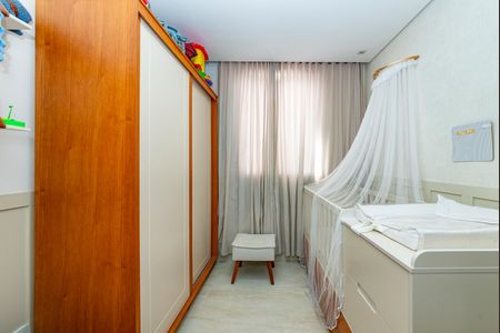 Apartamento à venda com 70m², 3 quartos e 1 vagaQuarto 2