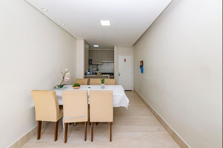 Apartamento à venda com 70m², 3 quartos e 1 vagaSala