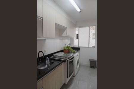 Apartamento para alugar com 50m², 2 quartos e 1 vaga Apartamento para alugar com 50m², 2 quartos e 1 vagaCozinha e Área de Serviço