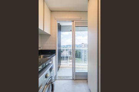 Apartamento à venda com 134m², 3 quartos e 2 vagas Apartamento à venda com 134m², 3 quartos e 2 vagasÁrea de Serviço