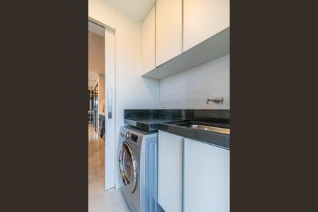 Apartamento à venda com 134m², 3 quartos e 2 vagas Apartamento à venda com 134m², 3 quartos e 2 vagasÁrea de Serviço