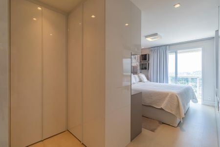 Apartamento à venda com 134m², 3 quartos e 2 vagas Apartamento à venda com 134m², 3 quartos e 2 vagasSuíte 3