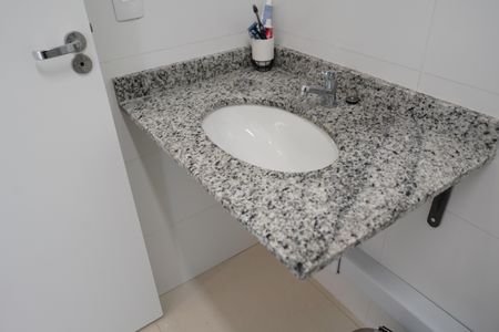 Apartamento para alugar com 54m², 2 quartos e 1 vagaBanheiro