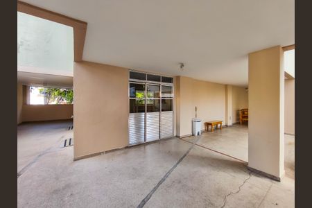 Apartamento para alugar com 75m², 2 quartos e 2 vagasÁrea comum - Salão de festas