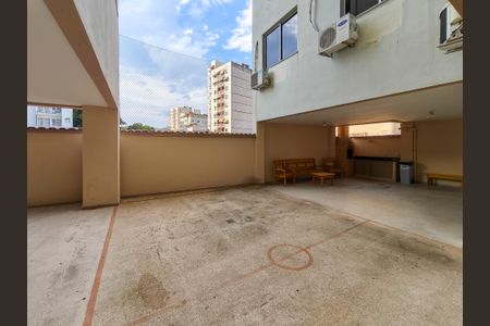 Apartamento para alugar com 75m², 2 quartos e 2 vagasÁrea comum - Playground