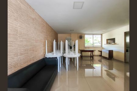 Apartamento para alugar com 75m², 2 quartos e 2 vagas Apartamento para alugar com 75m², 2 quartos e 2 vagasÁrea comum - Salão de festas