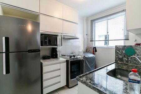 Apartamento à venda com 47m², 2 quartos e 1 vaga Apartamento à venda com 47m², 2 quartos e 1 vagaCozinha