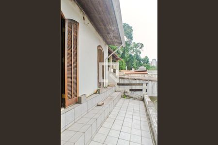 Casa à venda com 250m², 3 quartos e 3 vagasVista da Suíte 1 