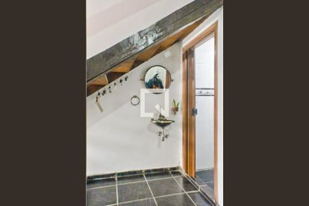 Casa à venda com 250m², 3 quartos e 3 vagasLavabo